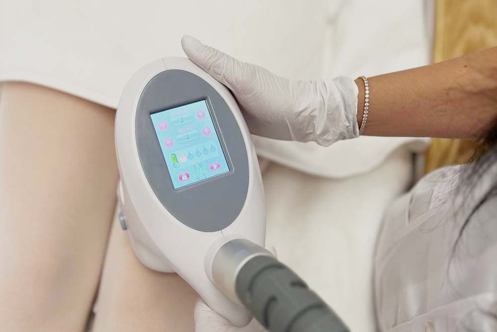aesthetische-medizin-mainz-heilpraktikerin-zaslavskij-vakuum-laser-rf-massage
